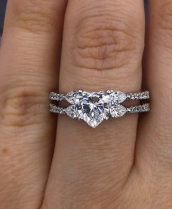 1.66 cts Heart shape diamond ring