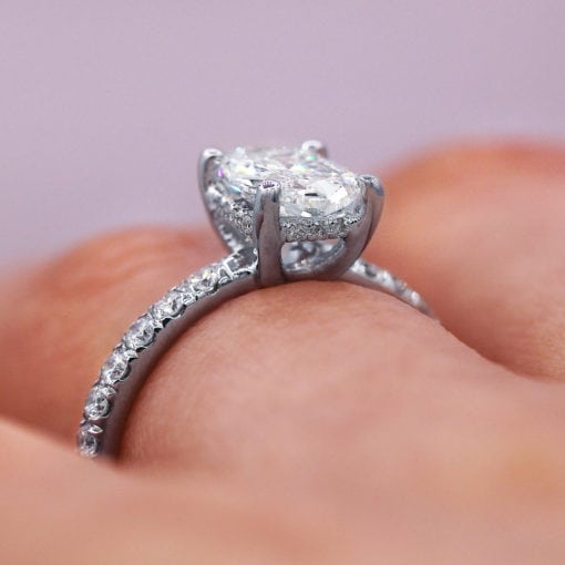 1.04 ct Oval cut diamond ring