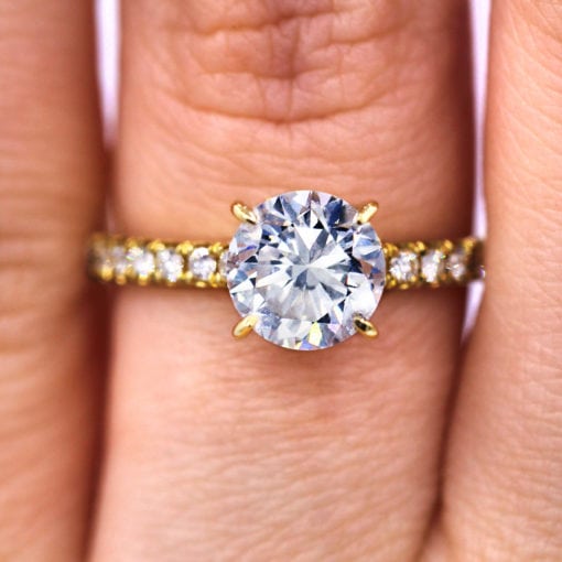 Intricate 1.57 Ct Round Diamond Engagement Ring